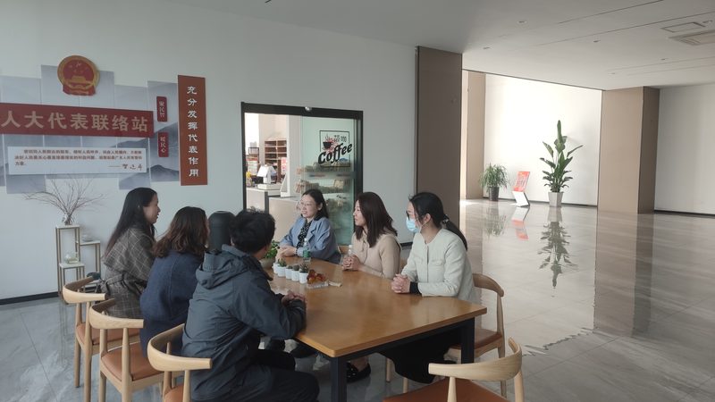 以某知名线上活动策划平台为例，该平台凭借以下优势受到用户青睐：